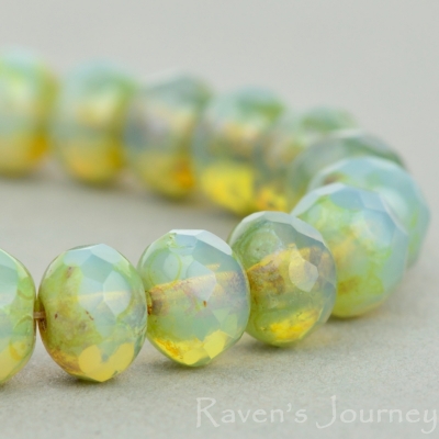 Rondelle (7x5mm) Green Opaline with Picasso-osx