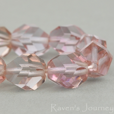 Nugget Cut (10mm) Light Rose Transparent