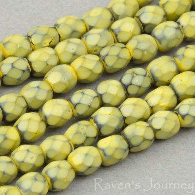 Round Faceted (3mm) Green Opaque with Green Honeycomb