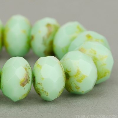 Rondelle (9x6mm) Mint Green (Uranium) Opaque with Picasso