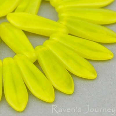 Medium Dagger (16x5mm) Gaspeite Silk-osx