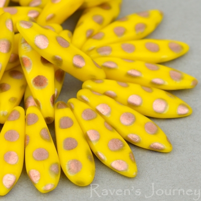 Medium Dagger (16x5mm) Yellow Opaque Matte with Copper Dot