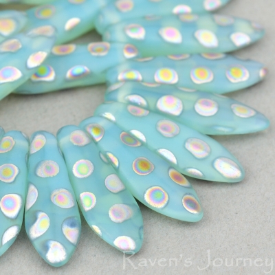 Medium Dagger (16x5mm) Blue Opaline Matte with Vitrail Dot