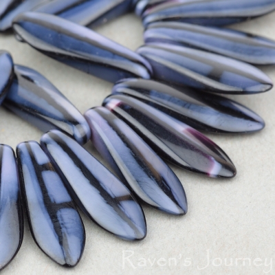 Medium Dagger (16x5mm) Jet Pink Mix Silk