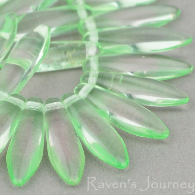 Medium Dagger (16x5mm) Green Uranium (Vaseline) Transparent-osx