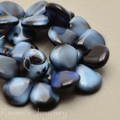 Briolette (12x11mm) Jet Grey Mix Silk