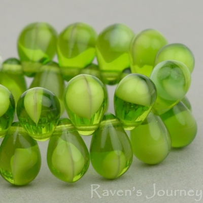Pressed Drop (9x6mm) Olivine White Mix Opaque Transparent