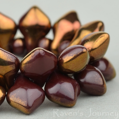 Spade (11x8mm) Maroon Opaque with Bronze