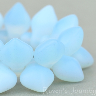 Spade (11x8mm) Lilac Purple Opaline Matte-osx