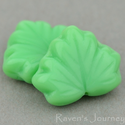 Maple Leaf (13x11mm) Retro Green Opaque-osx