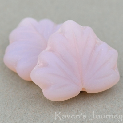 Maple Leaf (13x11mm) Pink Opaline Matte-osx