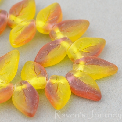 Small Leaf (10x6mm) Fuchsia Yellow Mix Transparent Matte-osx