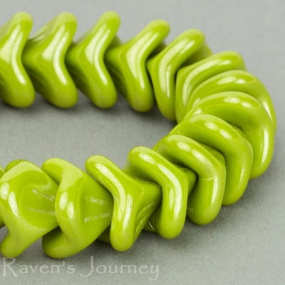 Large Bellflower (12x9mm) Gaspeite Opaque with White Luster