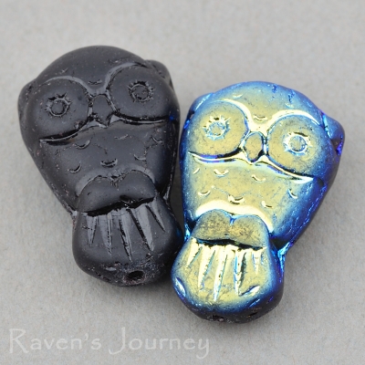 Owl (18x11mm) Jet Opaque Matte with AB