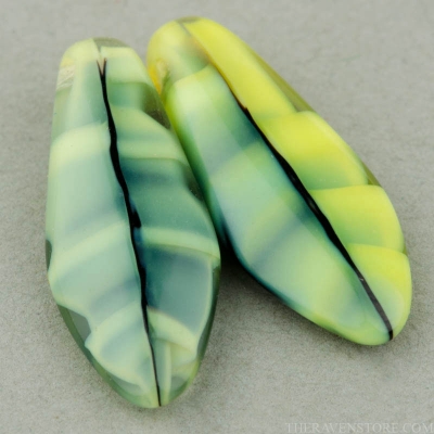Large Dagger (17x7mm) Yellow Tiger's Eye Silk-osx