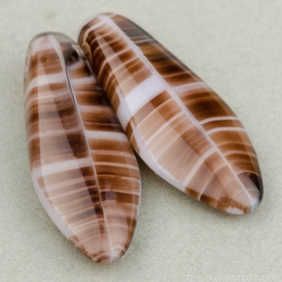 Large Dagger (17x7mm) Brown White Mix Opaque-osx
