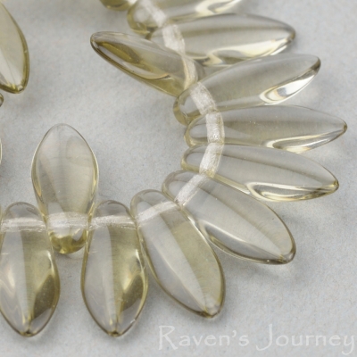 Small Dagger (12x5mm) Grey Transparent