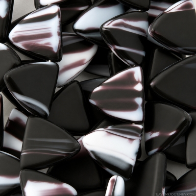 Triangle (13x13mm) Black and White Swirl with Matte Finish