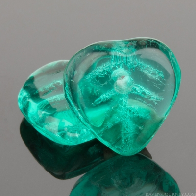 Top Drilled Heart Shaped Leaf (9mm) Emerald Green Transparent