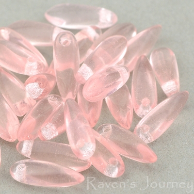 Small Dagger (10x4mm) Peach Transparent