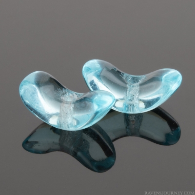 Tiny Crescent (7x4mm) Aqua Transparent