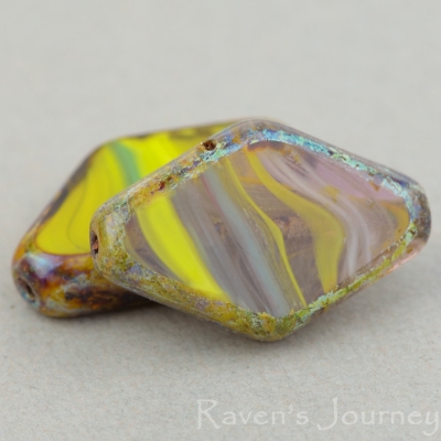 Diamond (20x12mm) Gaspeite Turquoise Mix Opaque Transparent with Picasso