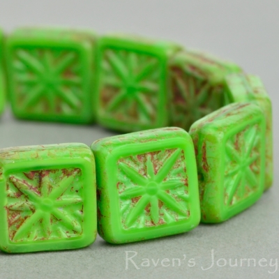 Square with Star (11mm) Green Silk with Picasso