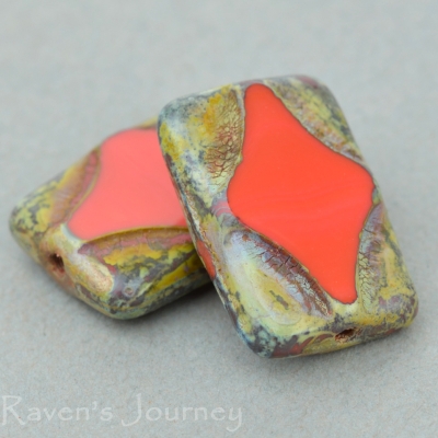 Rectangle with Diamond Rectangle with Diamond (15x11mm) Red Opaque with Picasso