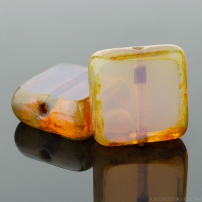 Square (11mm) Light Purple Opaline with Picasso-osx