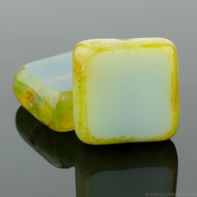 Square (11mm) Grey Green Opaline with Picasso