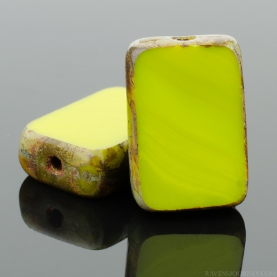 Rectangle (12x8mm) Gaspeite Opaque with Picasso-osx