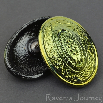 (29x24mm) Oval Lacy Design Green Luster