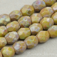 Round Faceted (4mm) Green Opaque with Picasso-osx