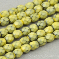 Round Faceted (3mm) Green Opaque with Green Honeycomb