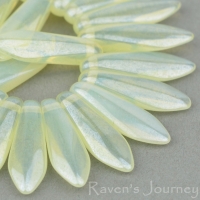 Medium Dagger (16x5mm) Yellow Opaline (Vaseline) with Luster